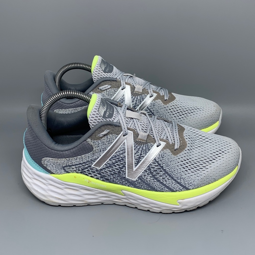 New Balance Fresh Foam Arishi v4 Grey Volt Running‎ Shoes Women’s Sz 9.5